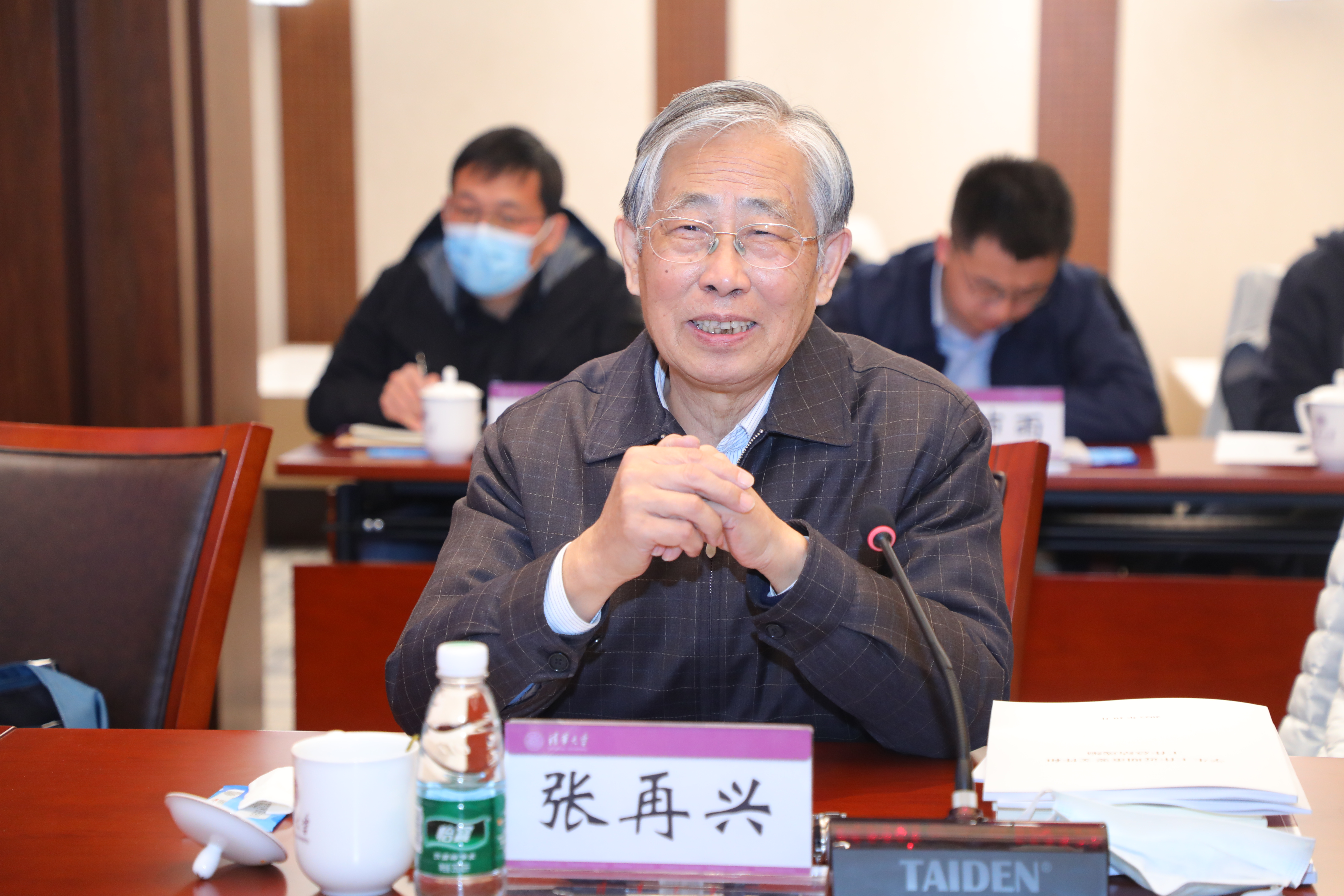 20221019-永利集团304官网召开落实学校第十五次党代会精神学生工作专题研讨会-郭宝顺-张再兴讲话.JPG