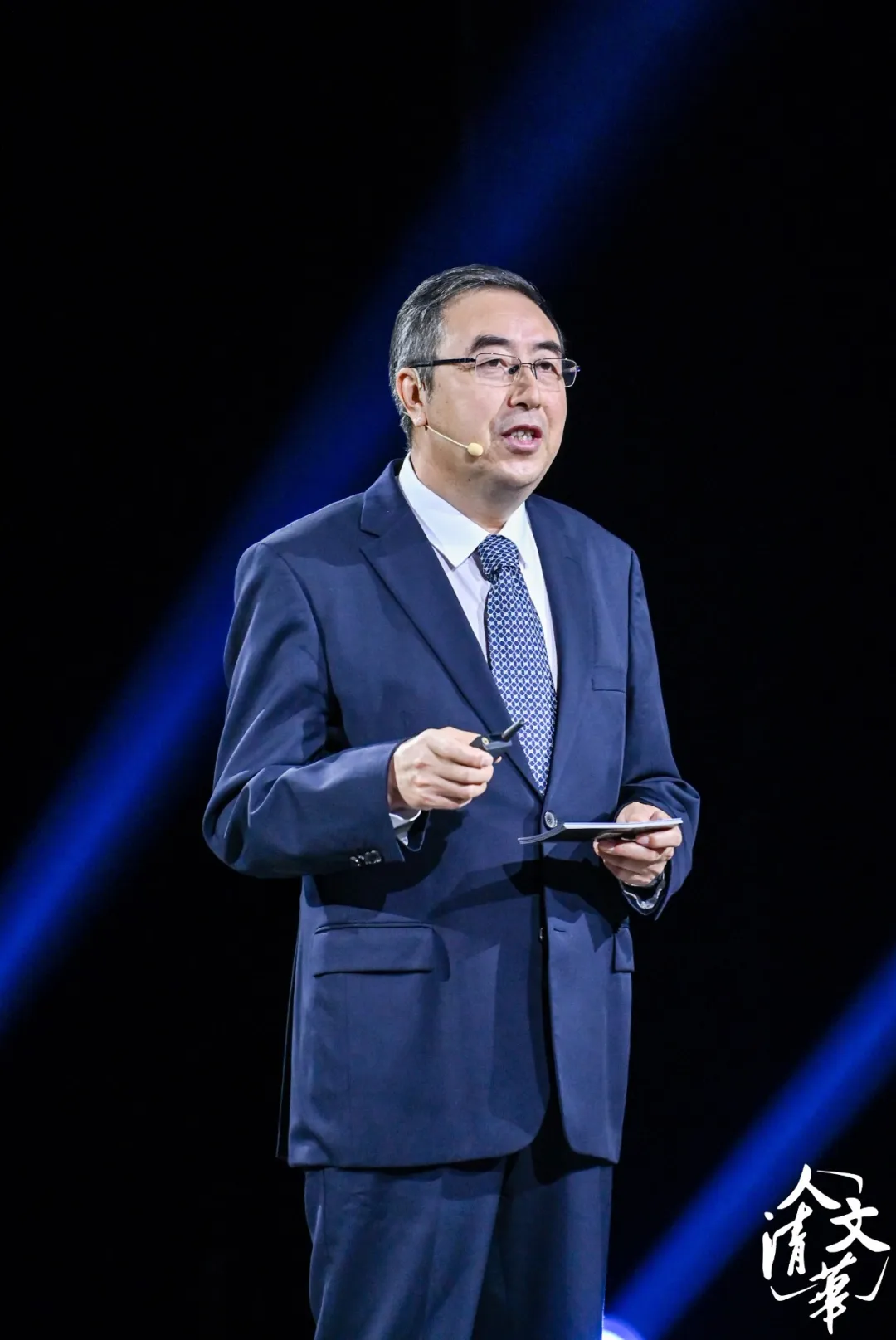 20260330-永利育人故事之人文学院孙明君-研工部-孙明君参与“人文永利 典读中国”演讲录制png 20260330-永利育人故事之人文学院孙明君-研工部-孙明君参与“人文永利 典读中国”演讲录制png