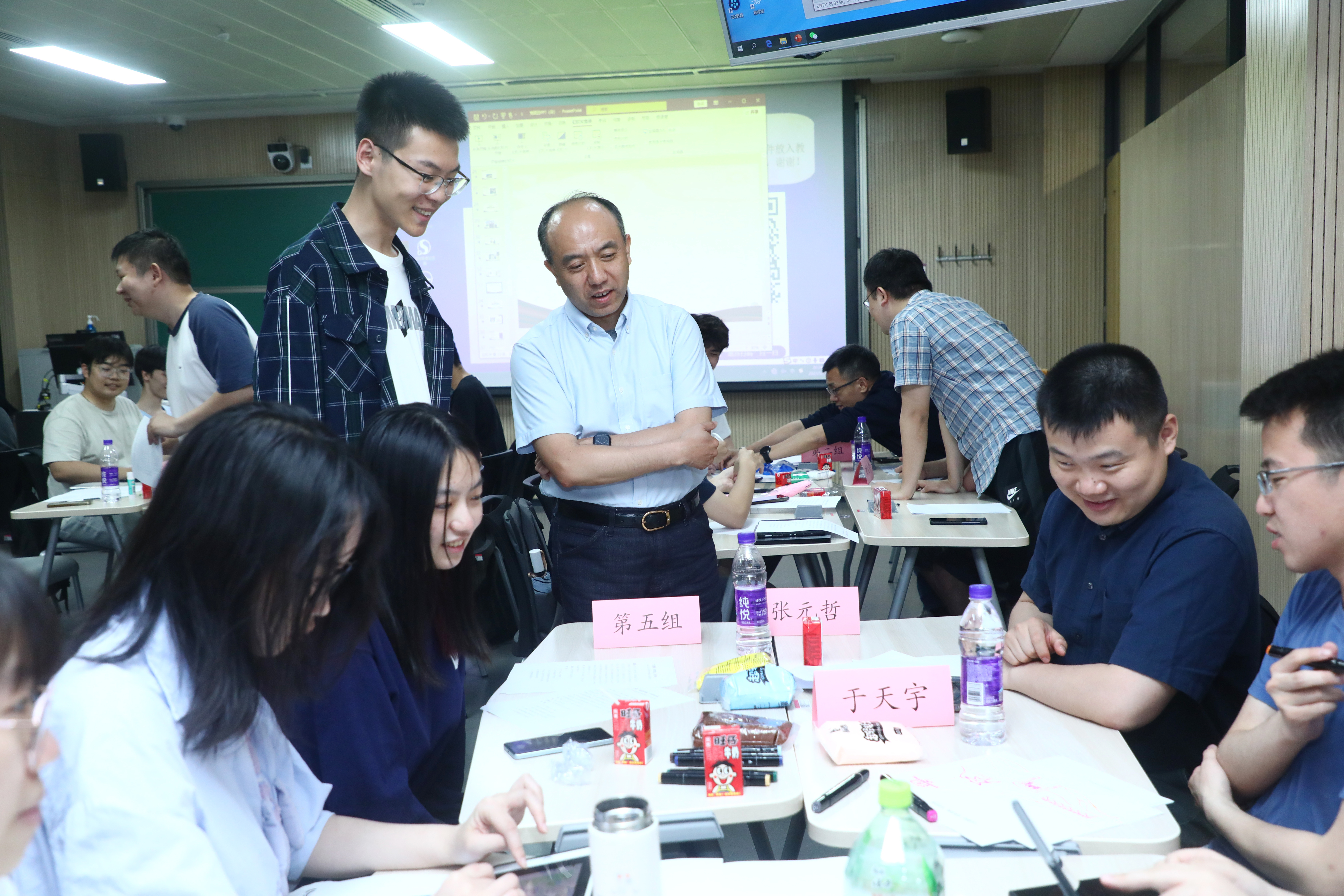 20230514-永利集团304官网开展“百年接力，强国有我——奋进新征程”集中主题党团日-石家东-王宏伟参加新雅13团支部与新雅21党支部联合主题党团日.JPG