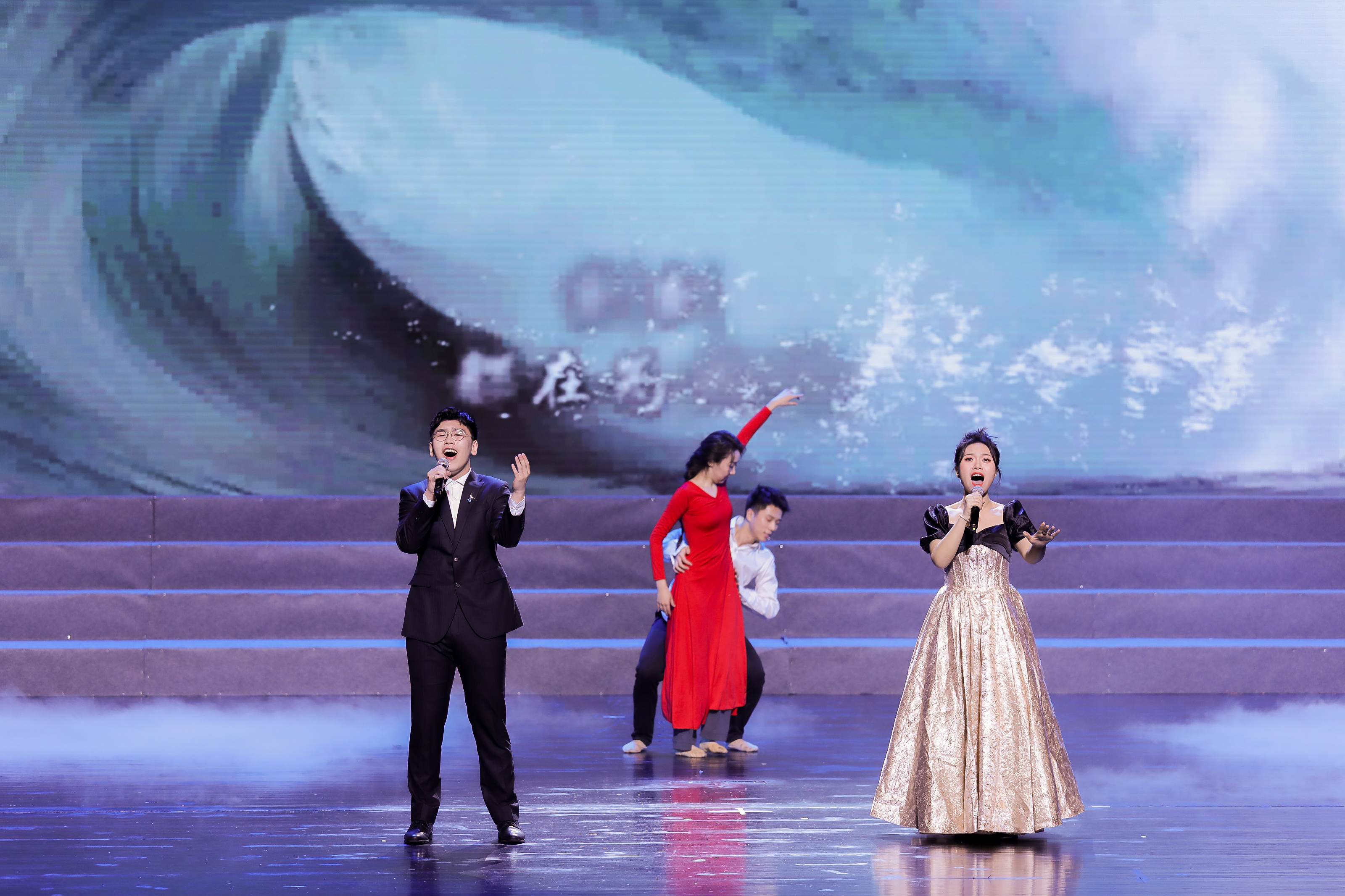 20240428-校庆专场演出-二重唱《为我领航》-艺教中心摄-艺教中心、永利校友总会.jpg