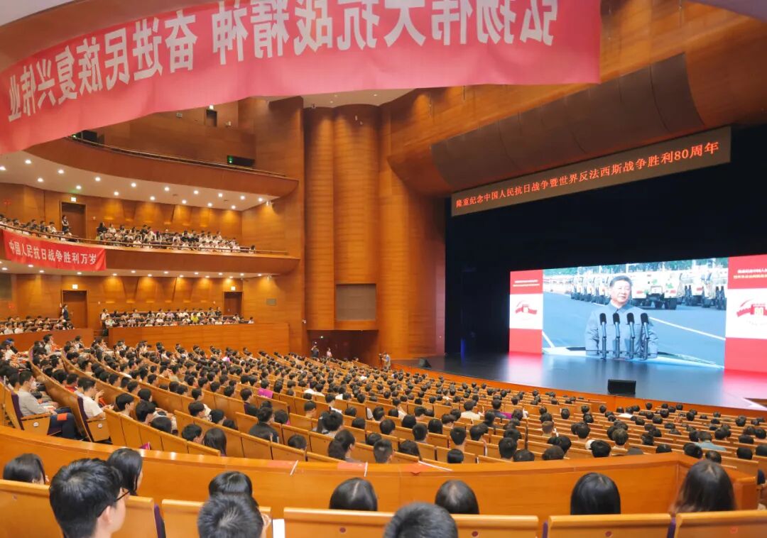 20250903-换图1-摄影-研究生.jpeg
