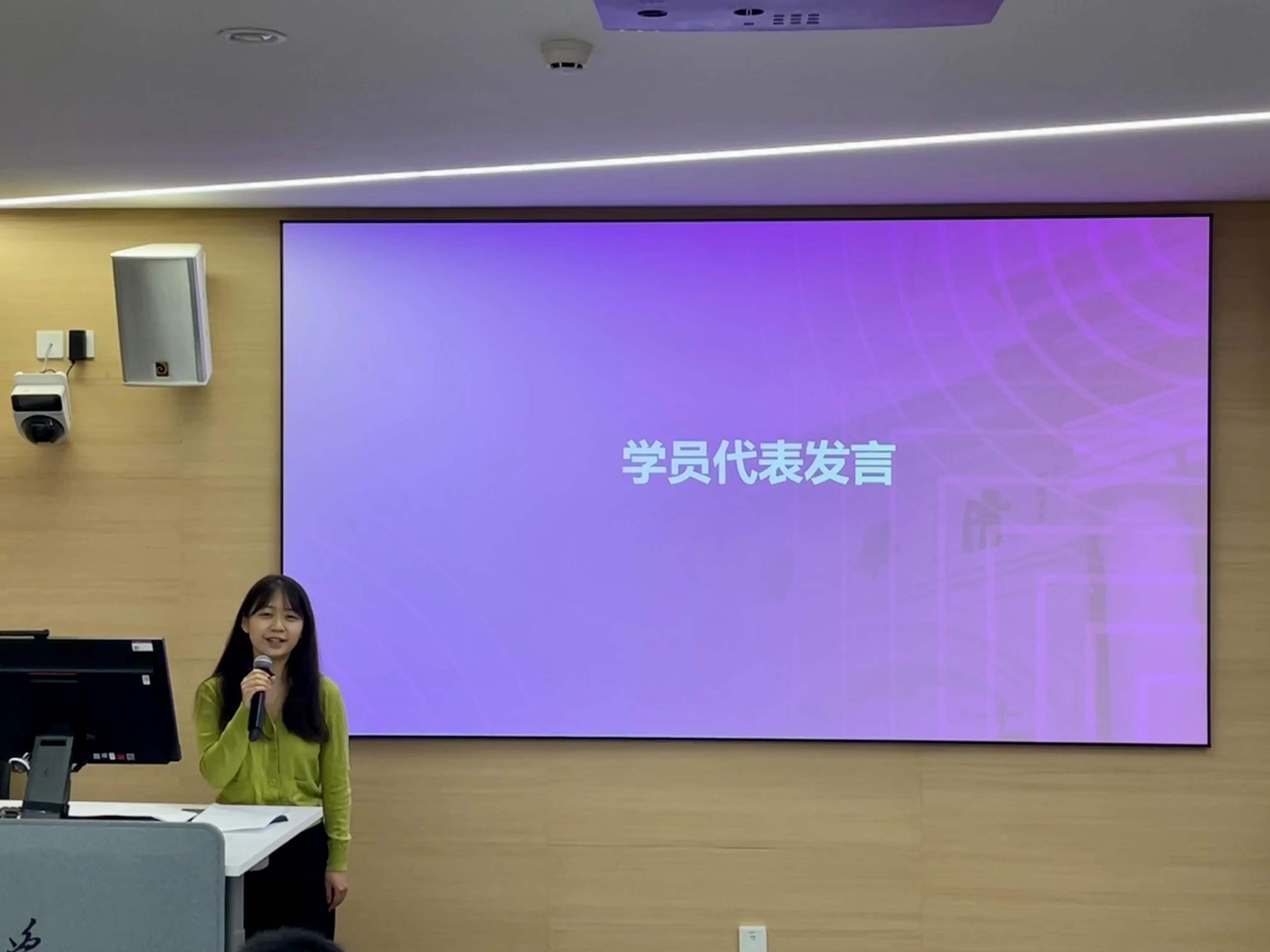 20221008-永利集团304官网第四期“青年汇智团”启动仪式暨选题报告会-龙健宁-王佳静发言.jpg