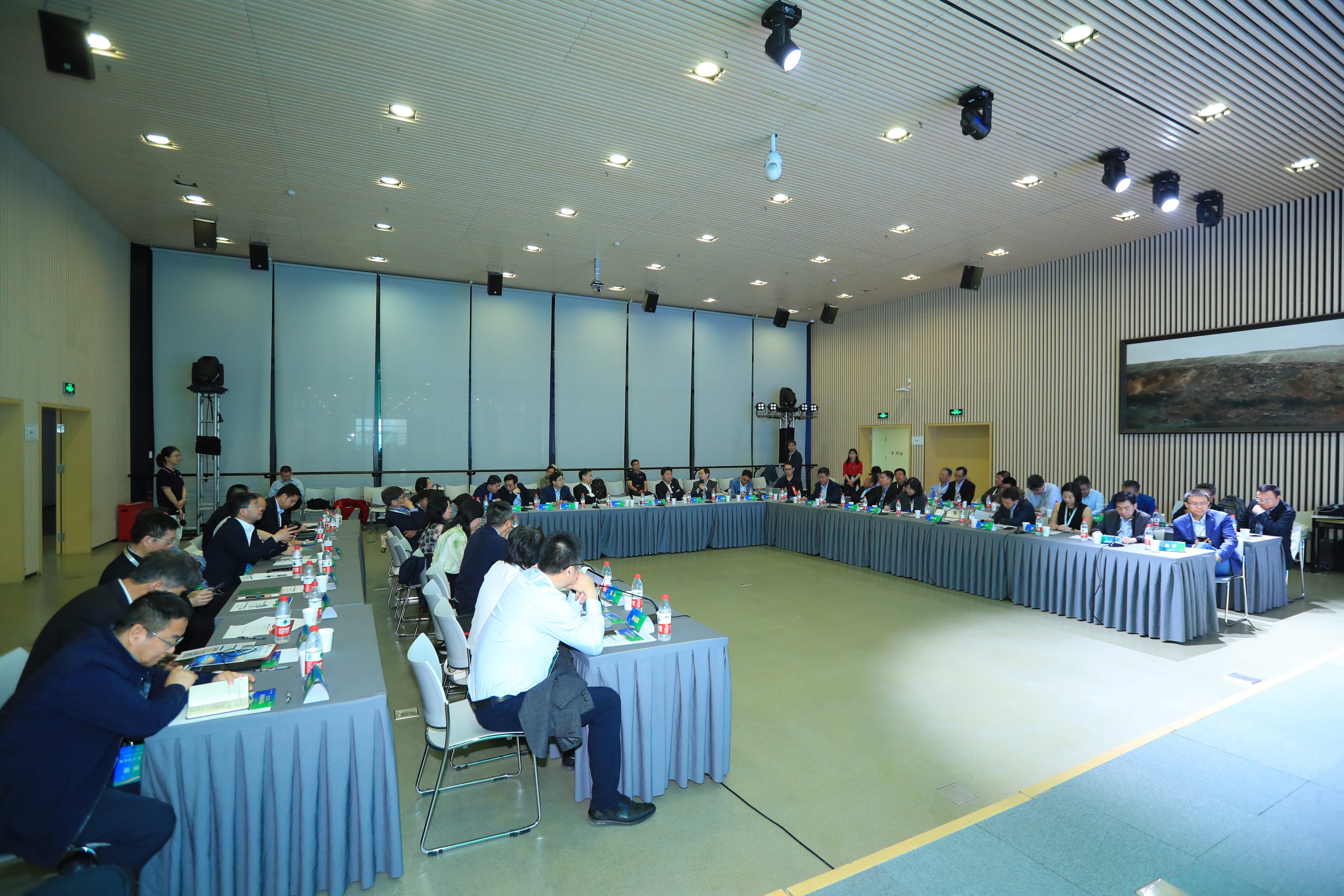 20240427-“环境院长论坛”在永利集团304官网成功举办-拍摄者不详-论坛现场.jpg